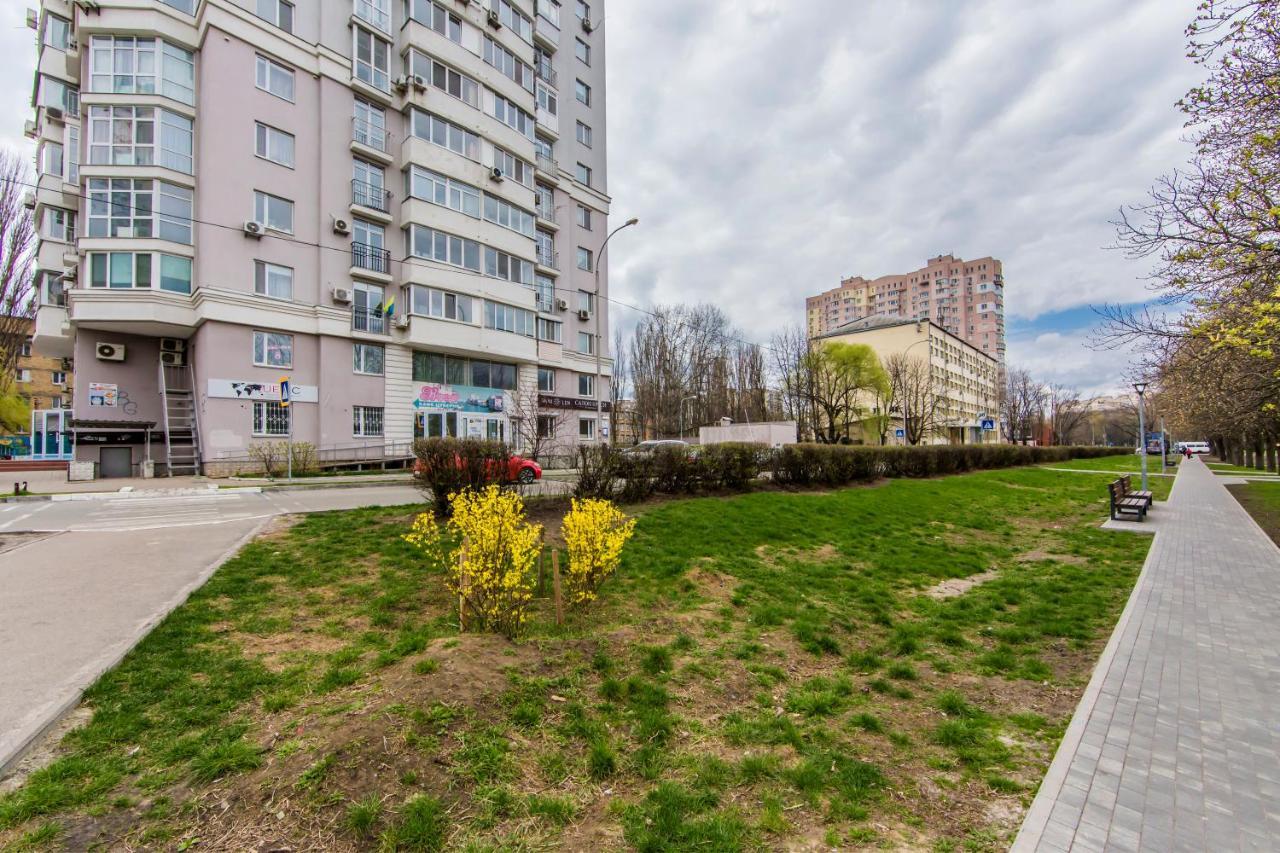 Просторная Однокомнатная Квартира Возле Скоростного Трамвая Kiew Exterior foto