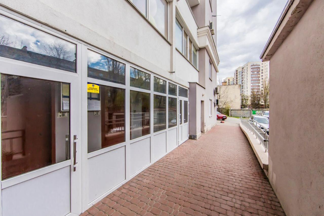 Просторная Однокомнатная Квартира Возле Скоростного Трамвая Kiew Exterior foto